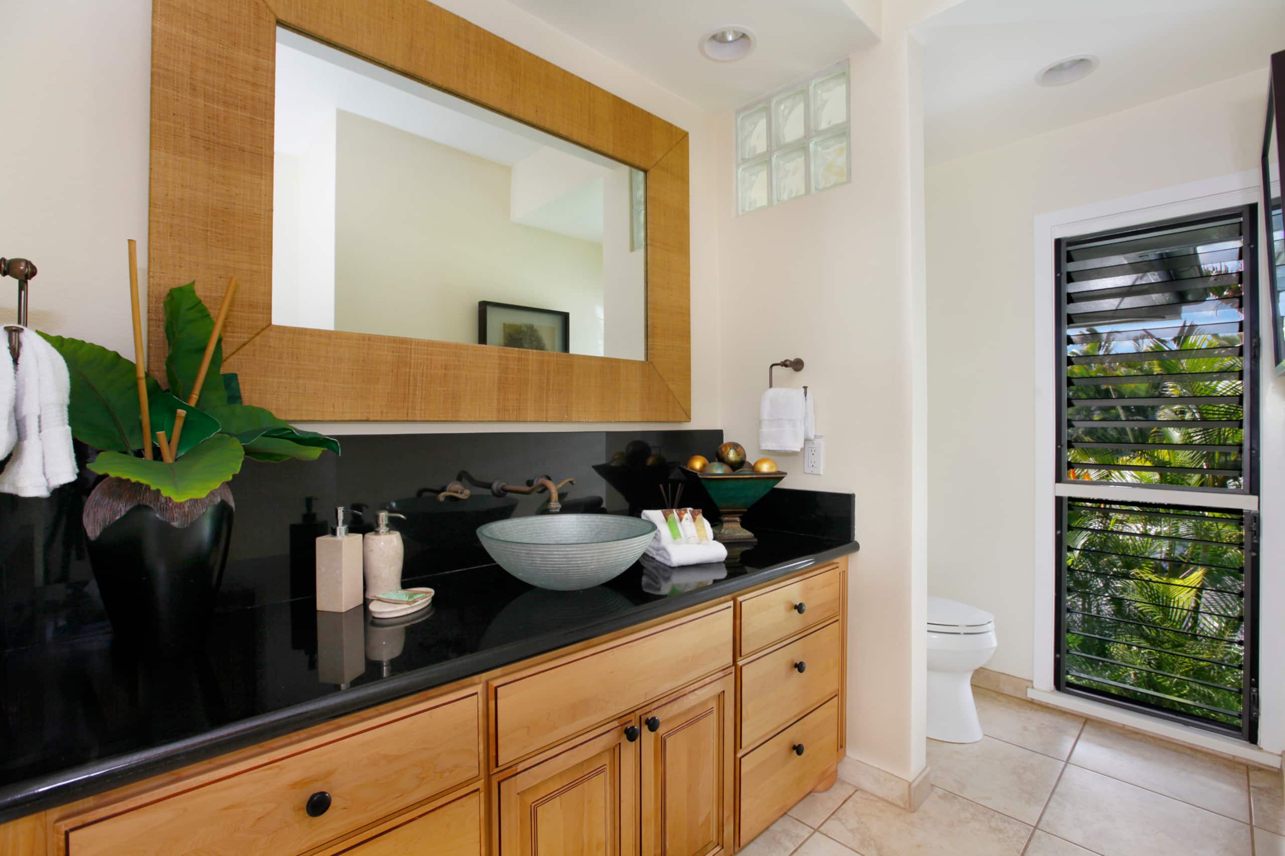 Condo in Koloa · ★4.0 · 2 bedrooms · 4 beds · 2 baths - Image 11
