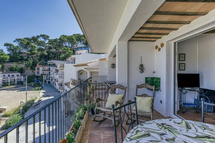 Mediterranean Paradise gallery image 3