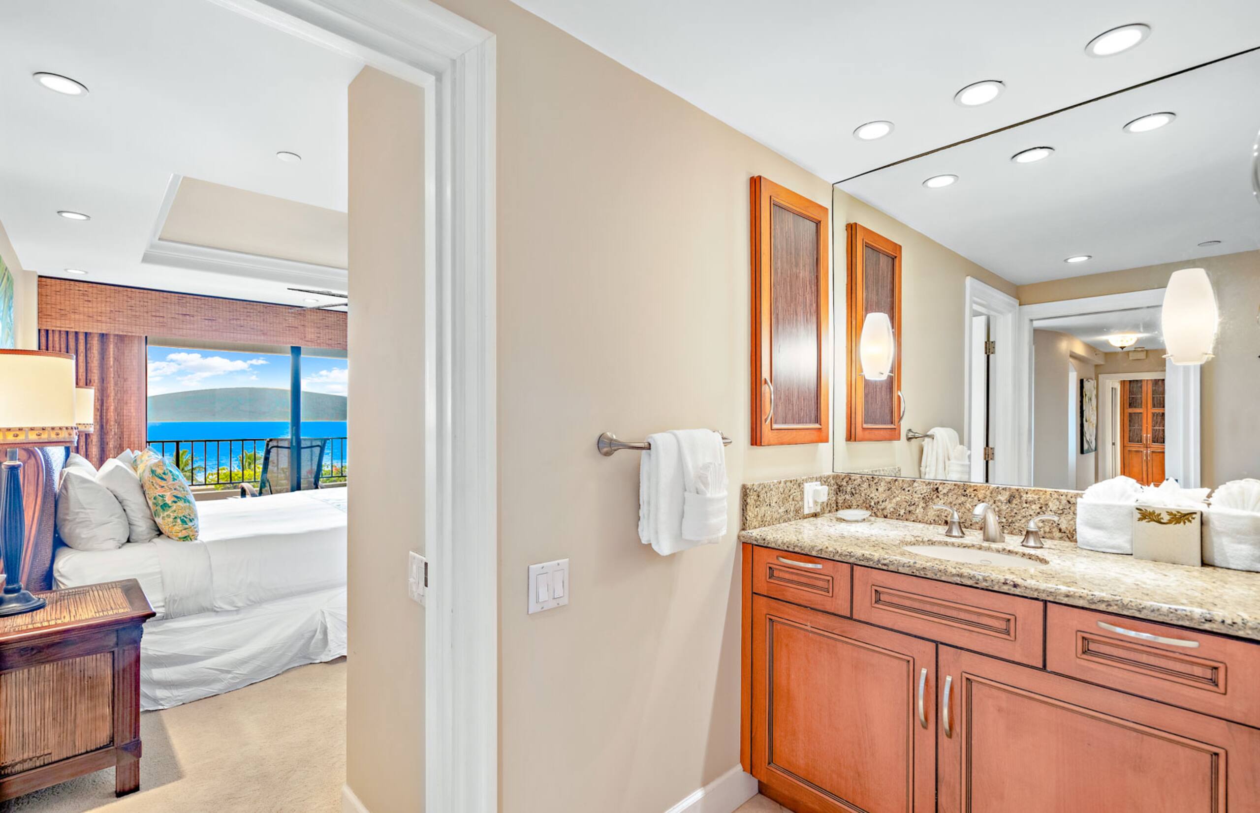 Condo in Lahaina · ★4.63 · 2 bedrooms · 4 beds · 2 baths - Image 23