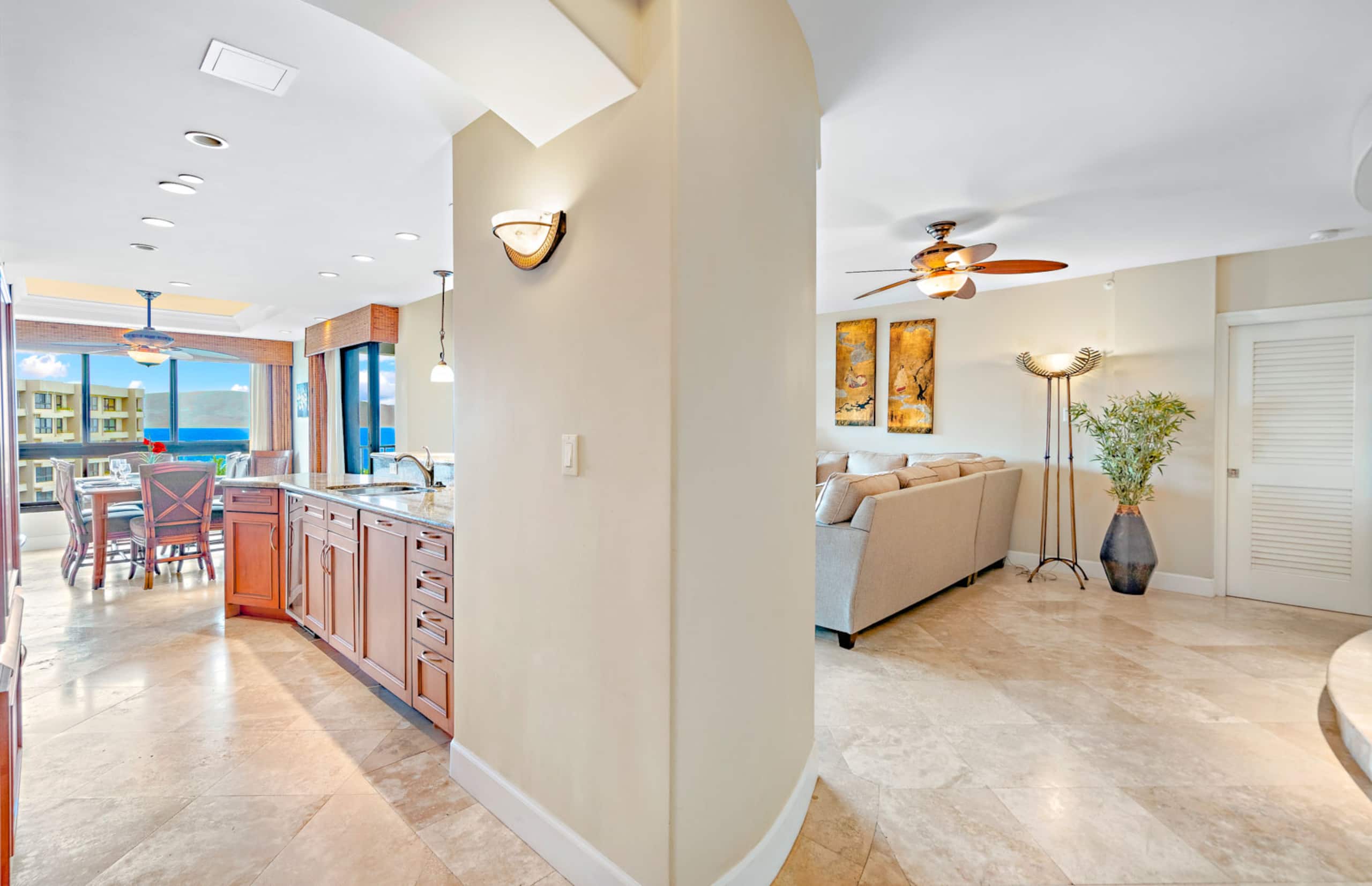 Condo in Lahaina · ★4.63 · 2 bedrooms · 4 beds · 2 baths - Image 16