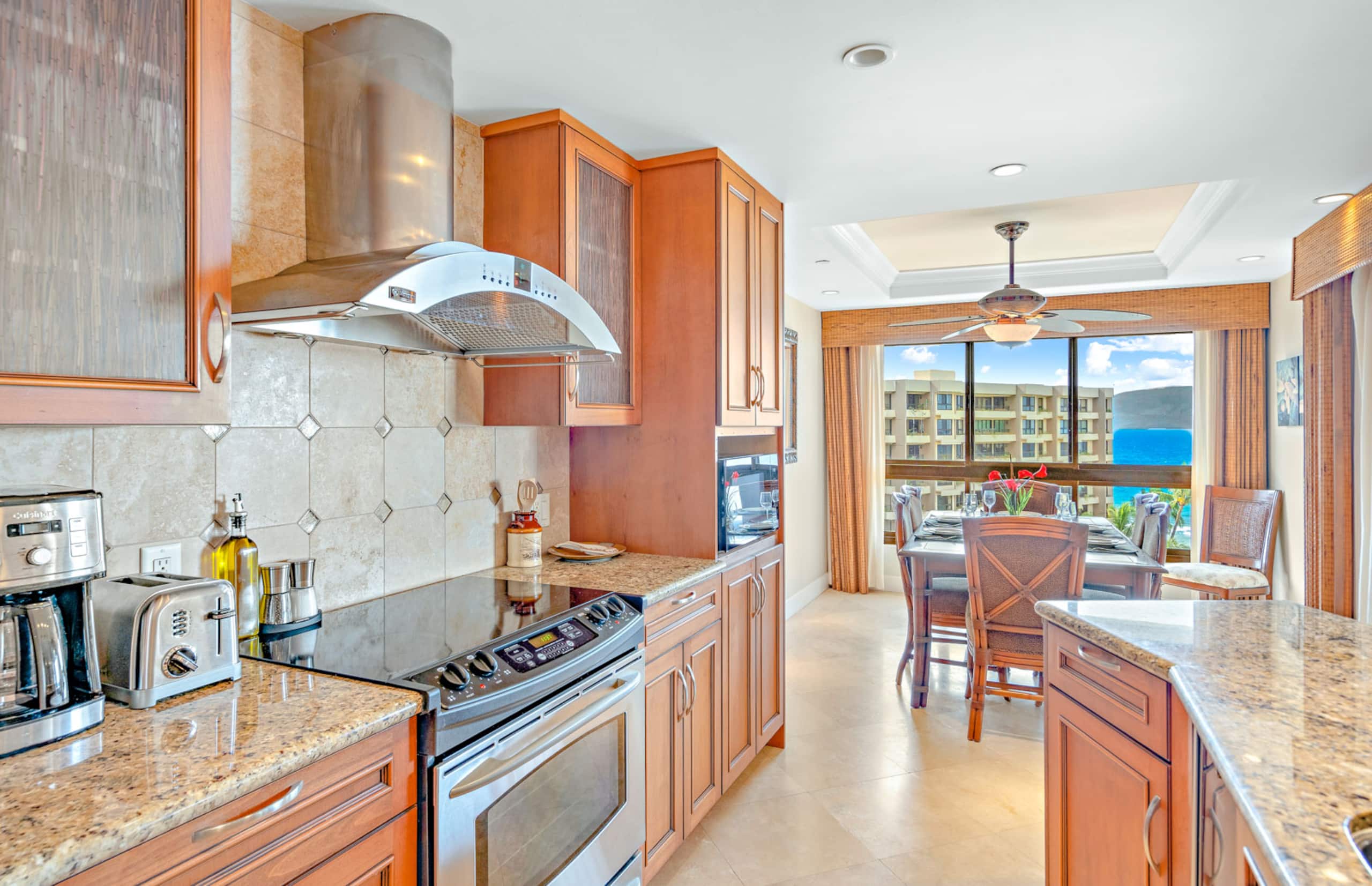 Condo in Lahaina · ★4.63 · 2 bedrooms · 4 beds · 2 baths - Image 10