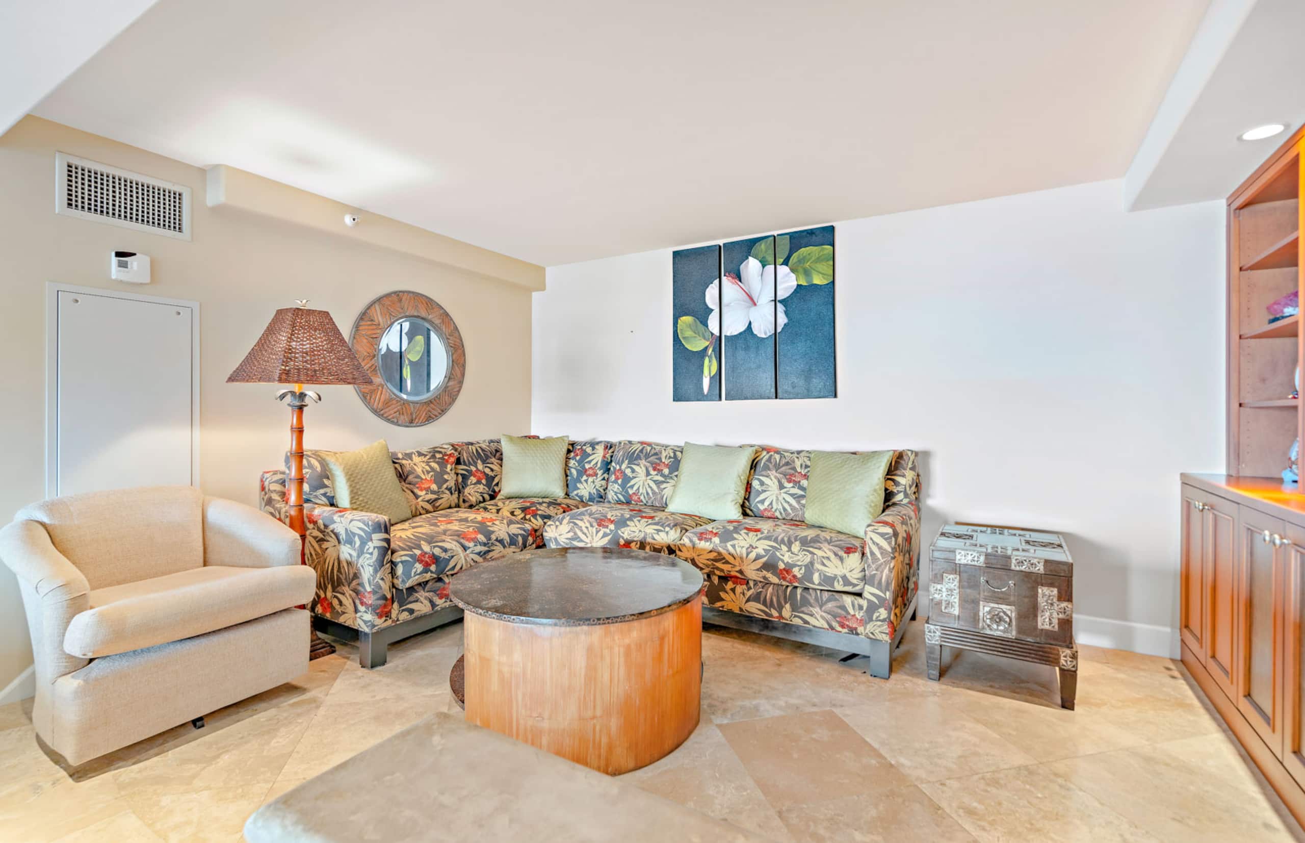 Condo in Lahaina · ★4.63 · 2 bedrooms · 4 beds · 2 baths - Image 18