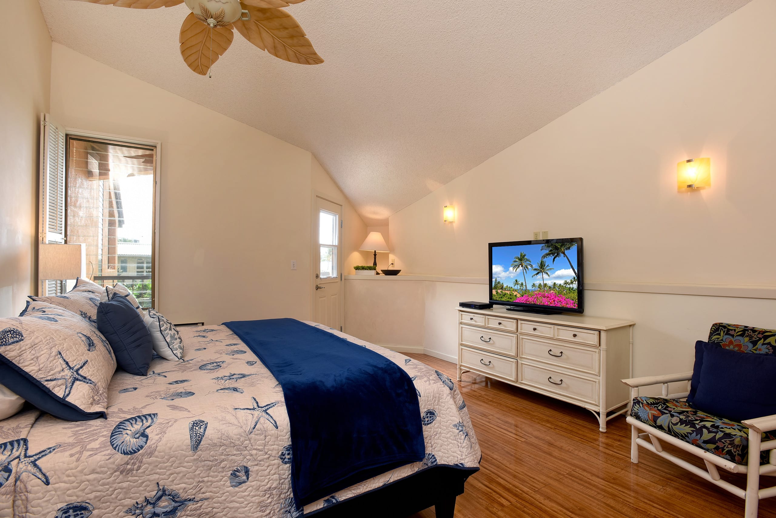 Condo in Kihei · ★5.0 · 2 bedrooms · 3 beds · 2 baths - Image 17