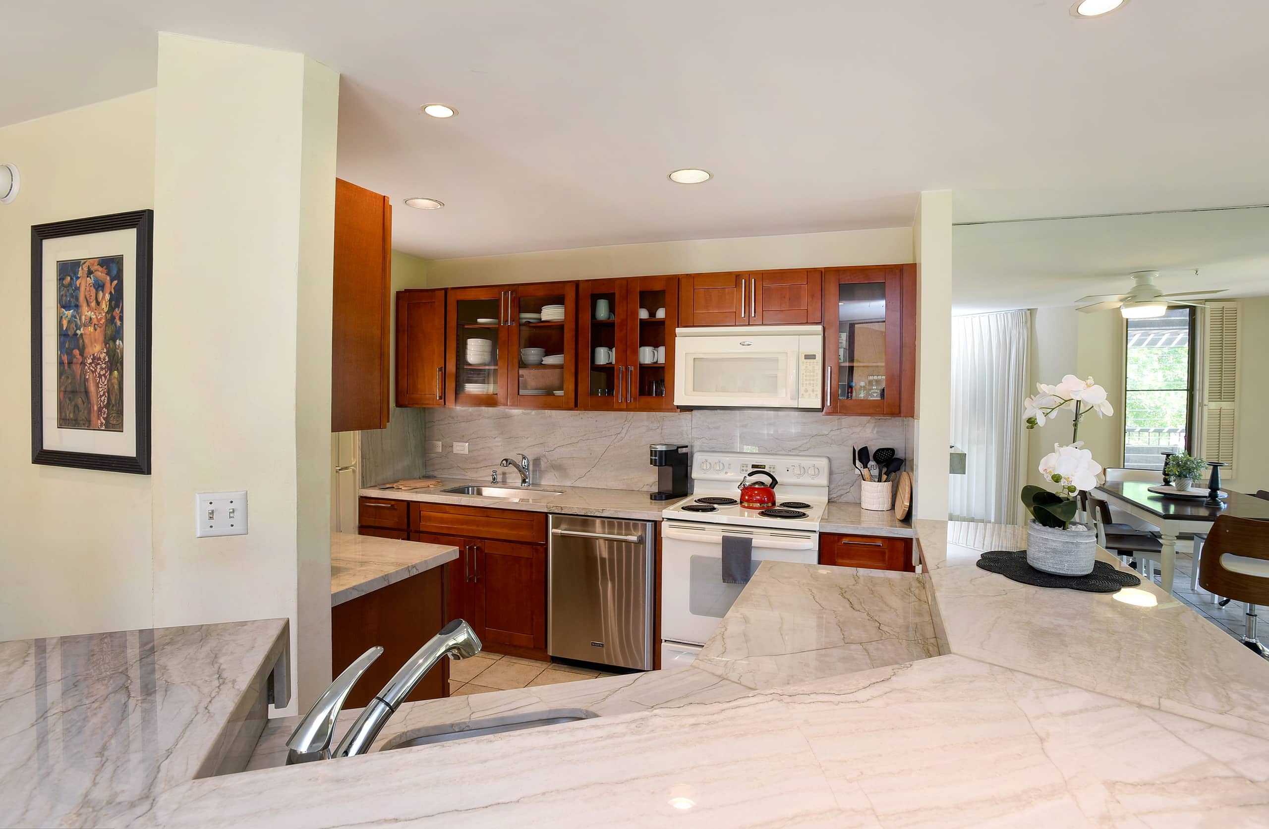 Condo in Kihei · ★5.0 · 2 bedrooms · 3 beds · 2 baths - Image 12