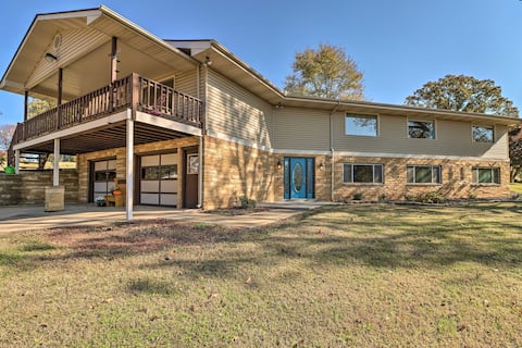 Large Home w/ Games: Walk to Bull Shoal Lake!