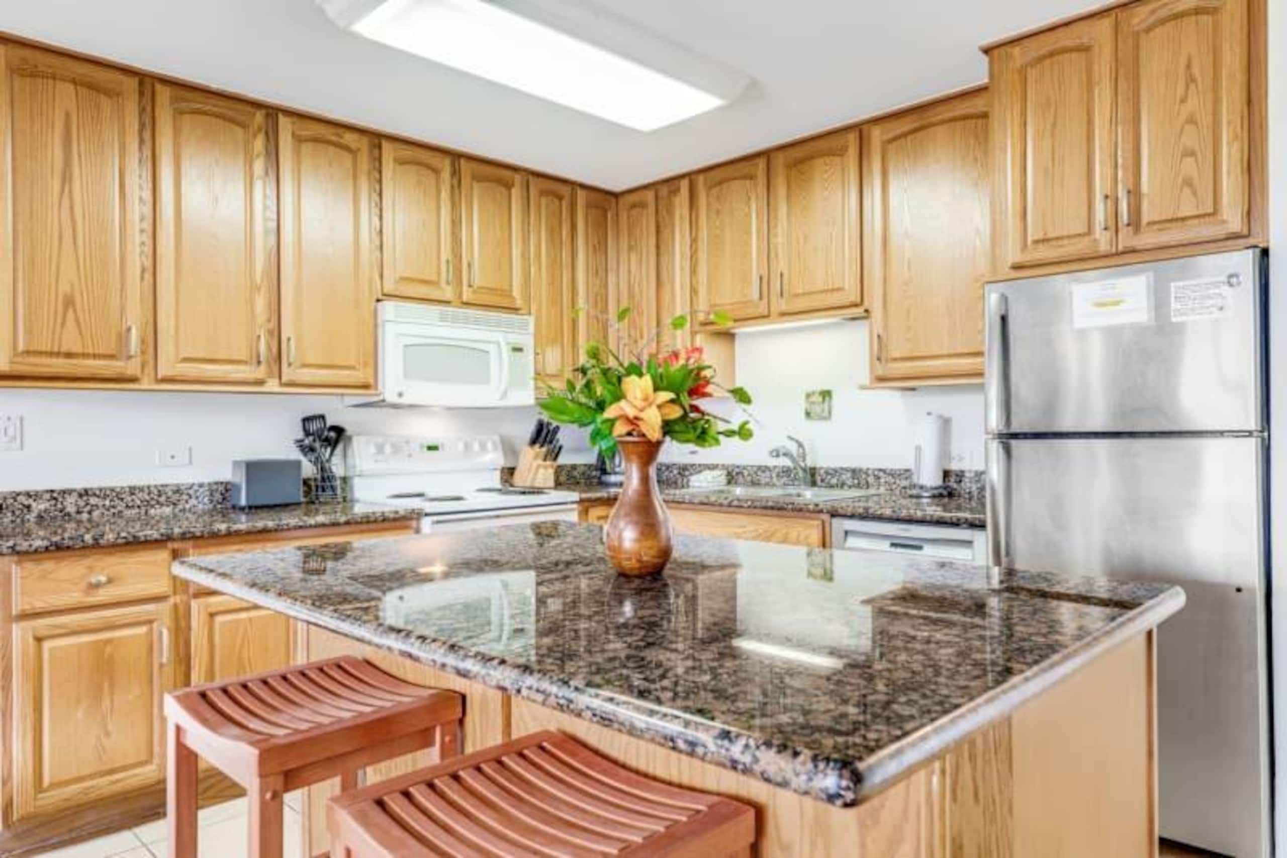 Condo in Kihei · ★5.0 · 2 bedrooms · 3 beds · 2 shared baths - Image 12