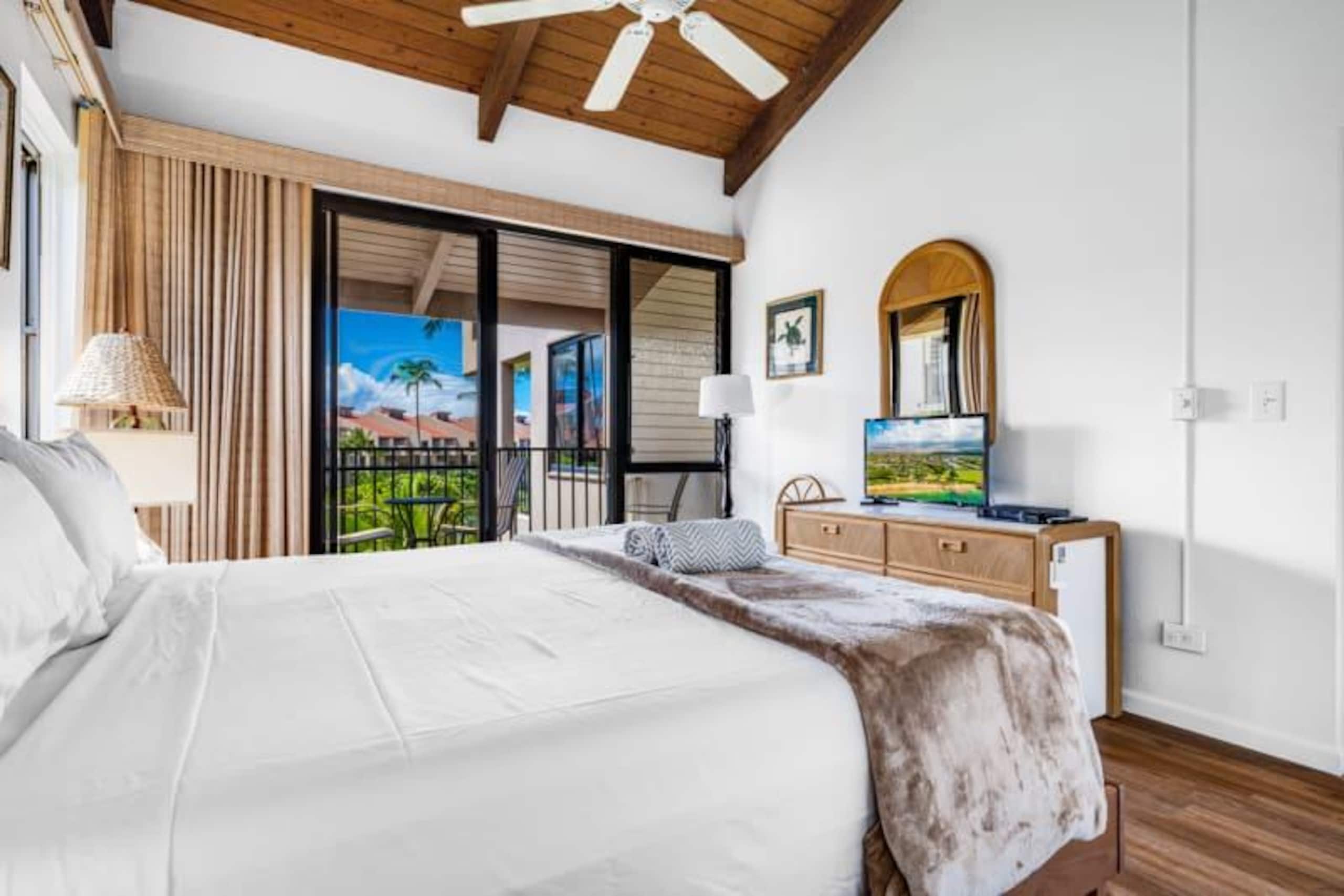 Condo in Kihei · ★5.0 · 2 bedrooms · 3 beds · 2 shared baths - Image 8