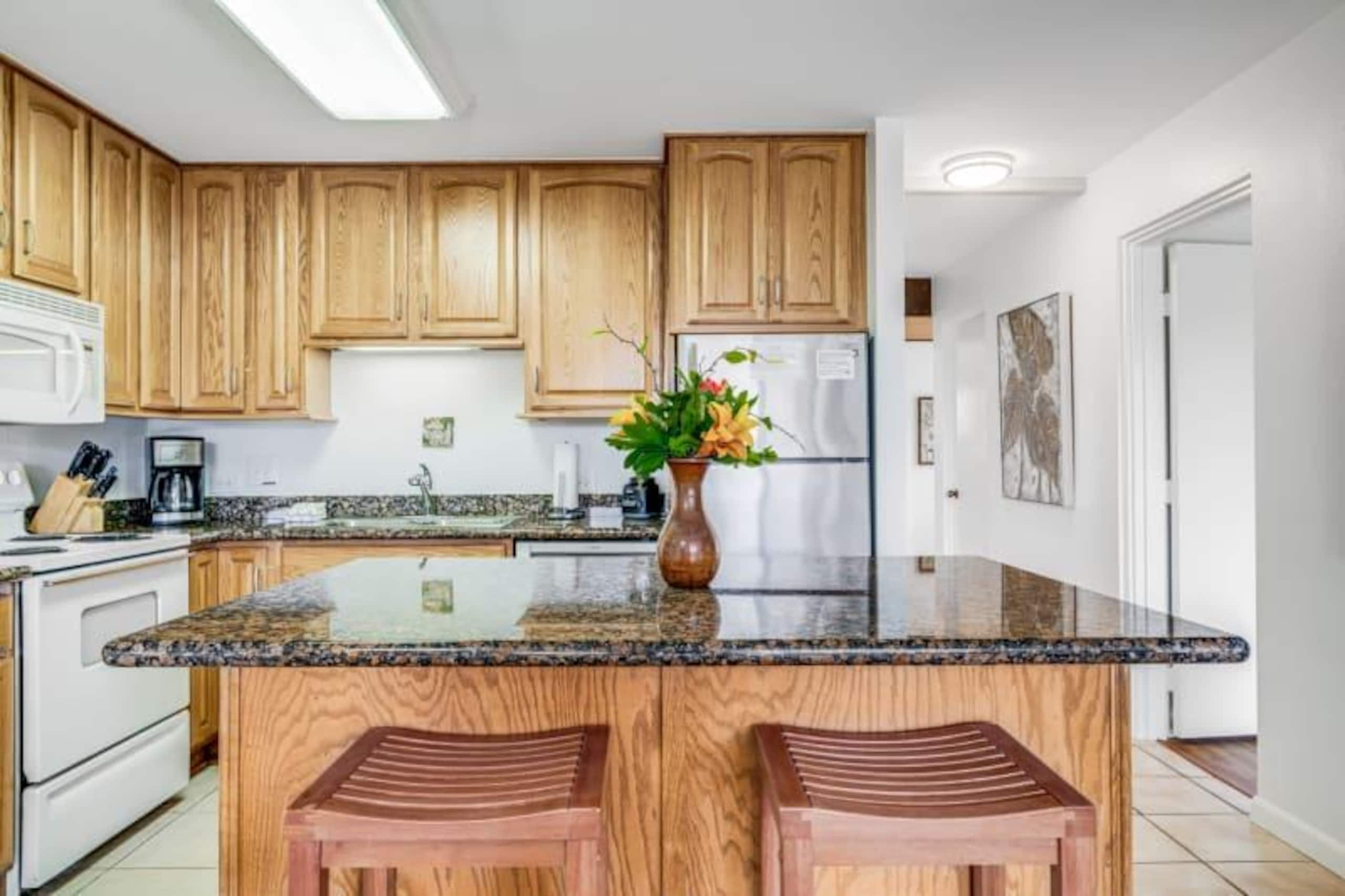 Condo in Kihei · ★5.0 · 2 bedrooms · 3 beds · 2 shared baths - Image 13