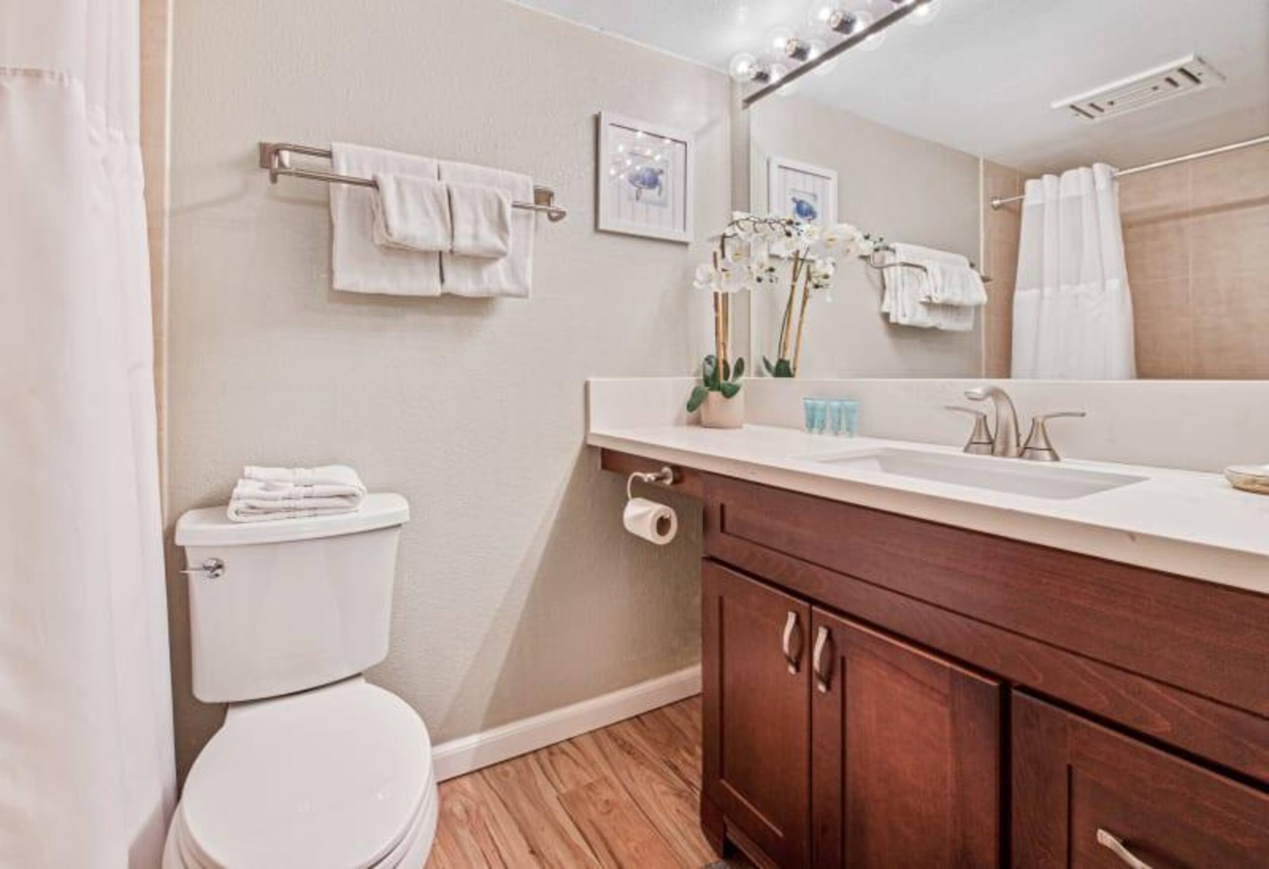 Condo in Kihei · ★5.0 · 1 bedroom · 2 beds · 2 baths - Image 14