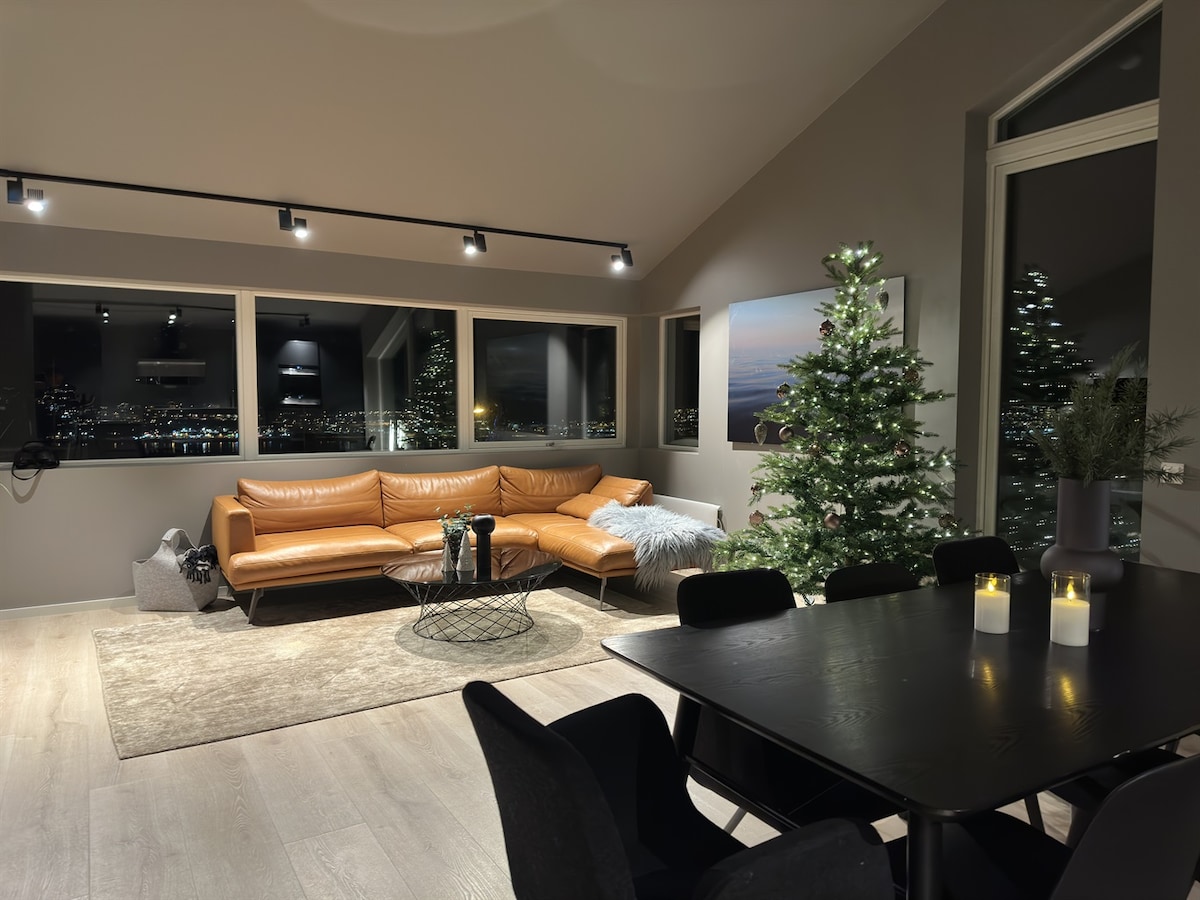 5-Bedroom Apartment · Sea View 5