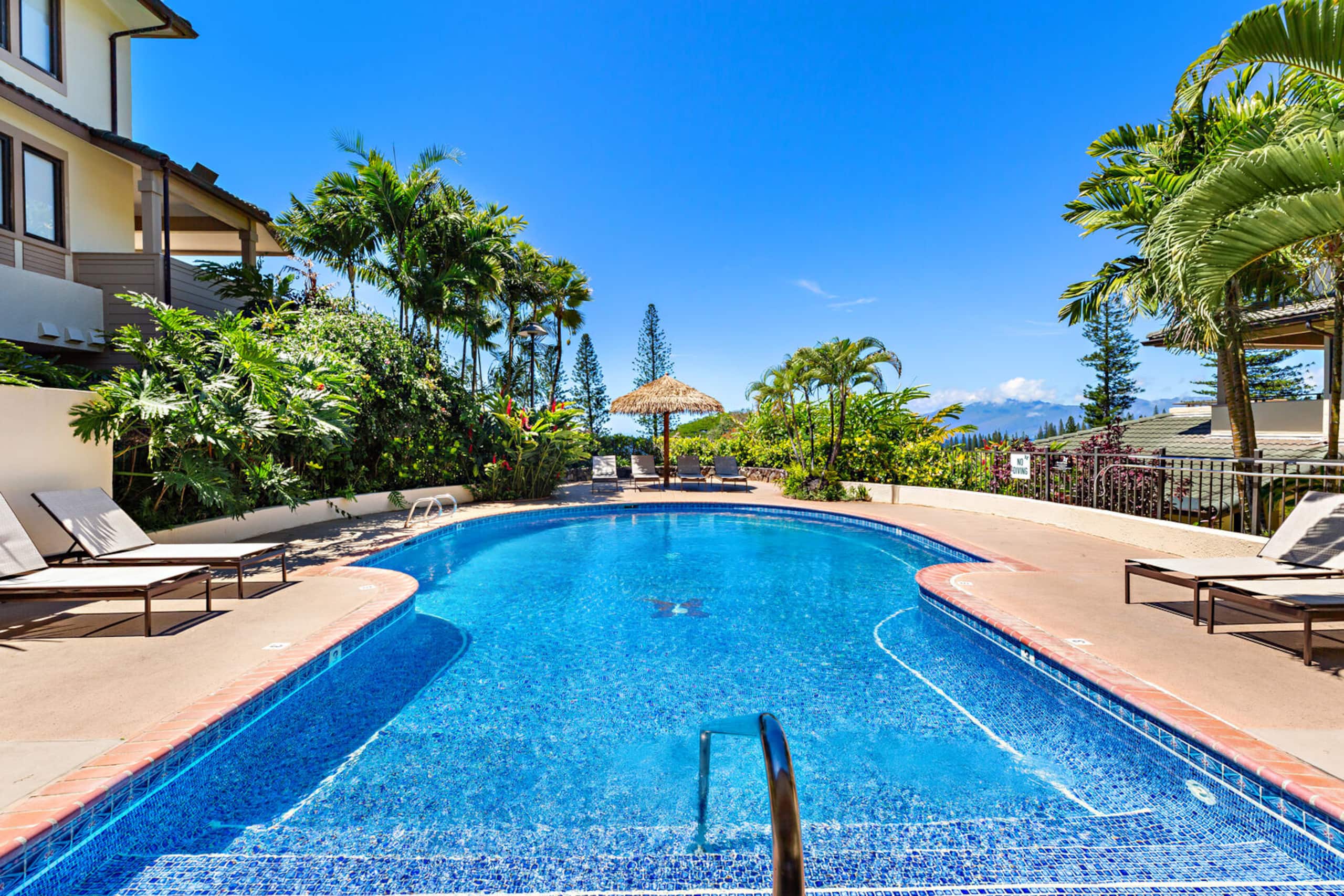 Condo in Lahaina · ★4.82 · 1 bedroom · 2 beds · 1.5 baths - Image 34