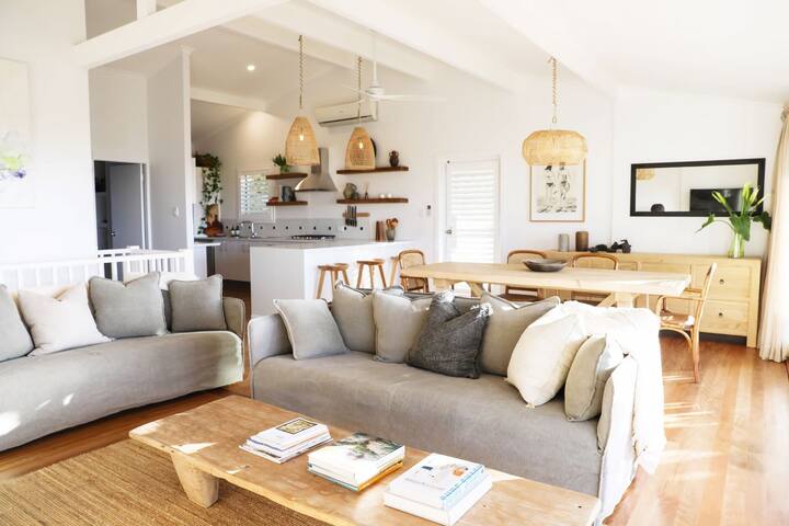 Sirens of Wategos gallery image 2