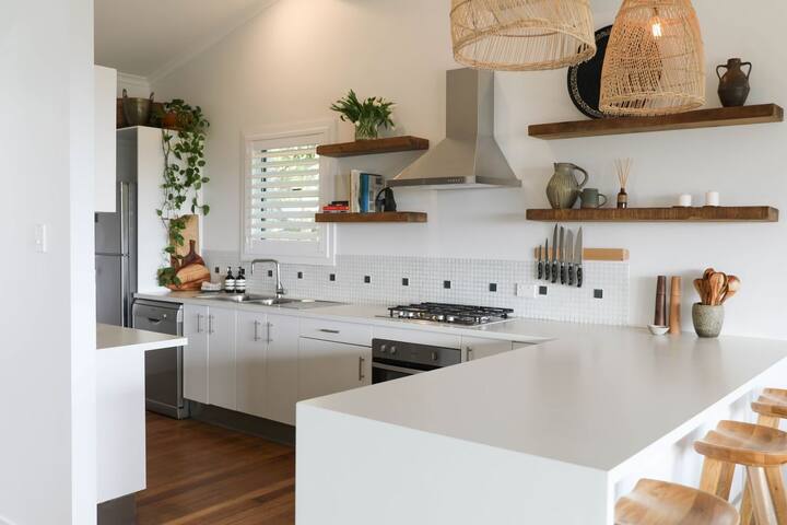 Sirens of Wategos gallery image 3