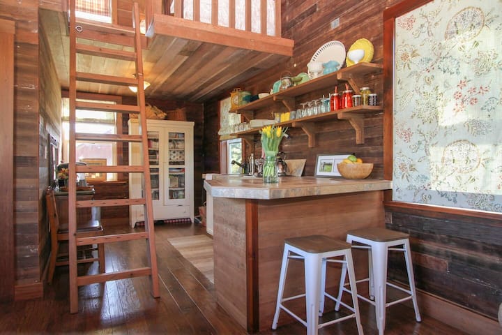 Rustic Cabin At Stemple Creek Ranch W Private Deck - Dillon Beach, CA