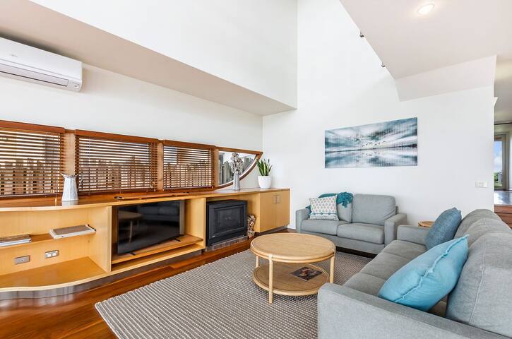 Nautica – Elevated Views of East Beach gallery image 5