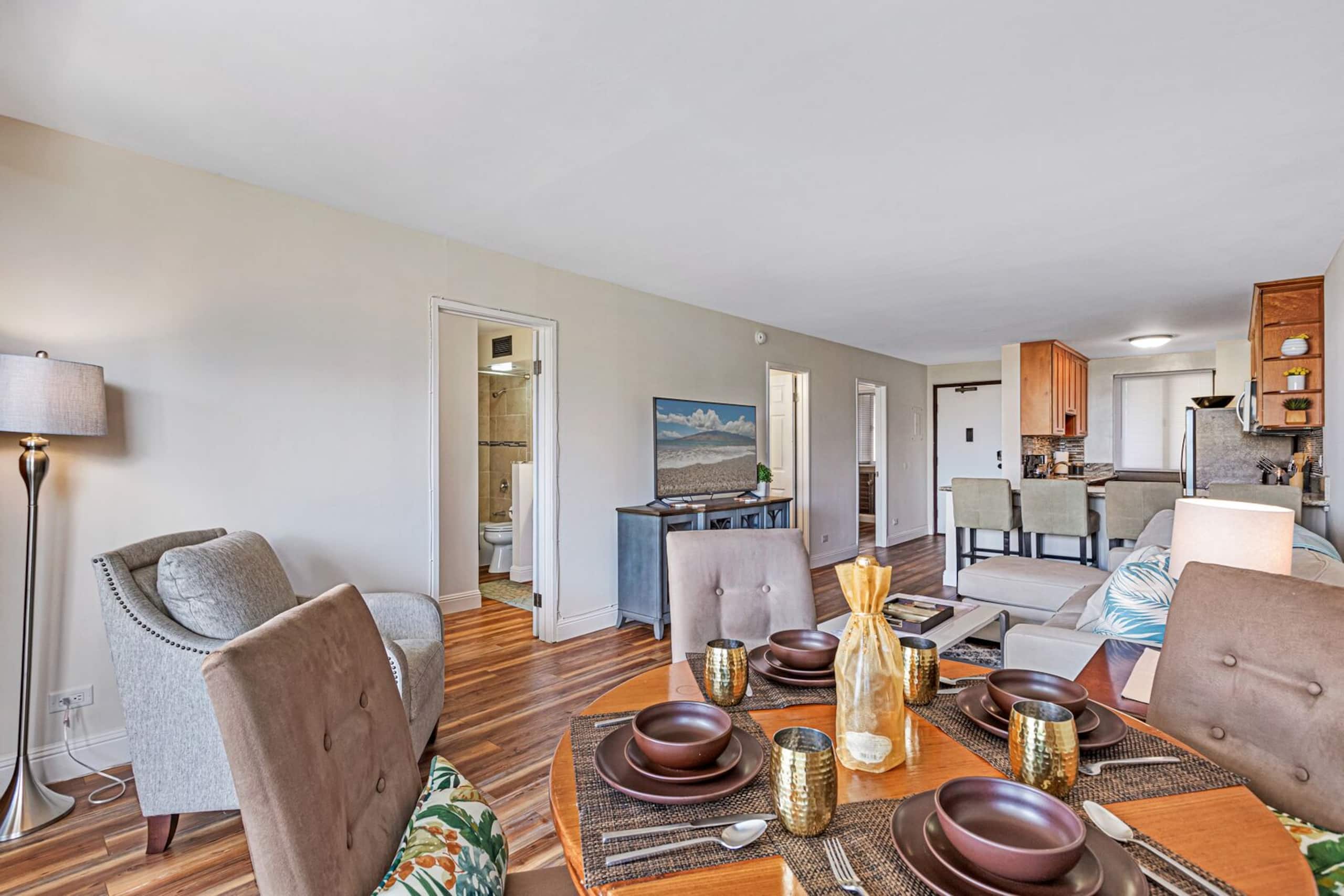 Condo in Lahaina · ★4.58 · 2 bedrooms · 3 beds · 2 baths - Image 21