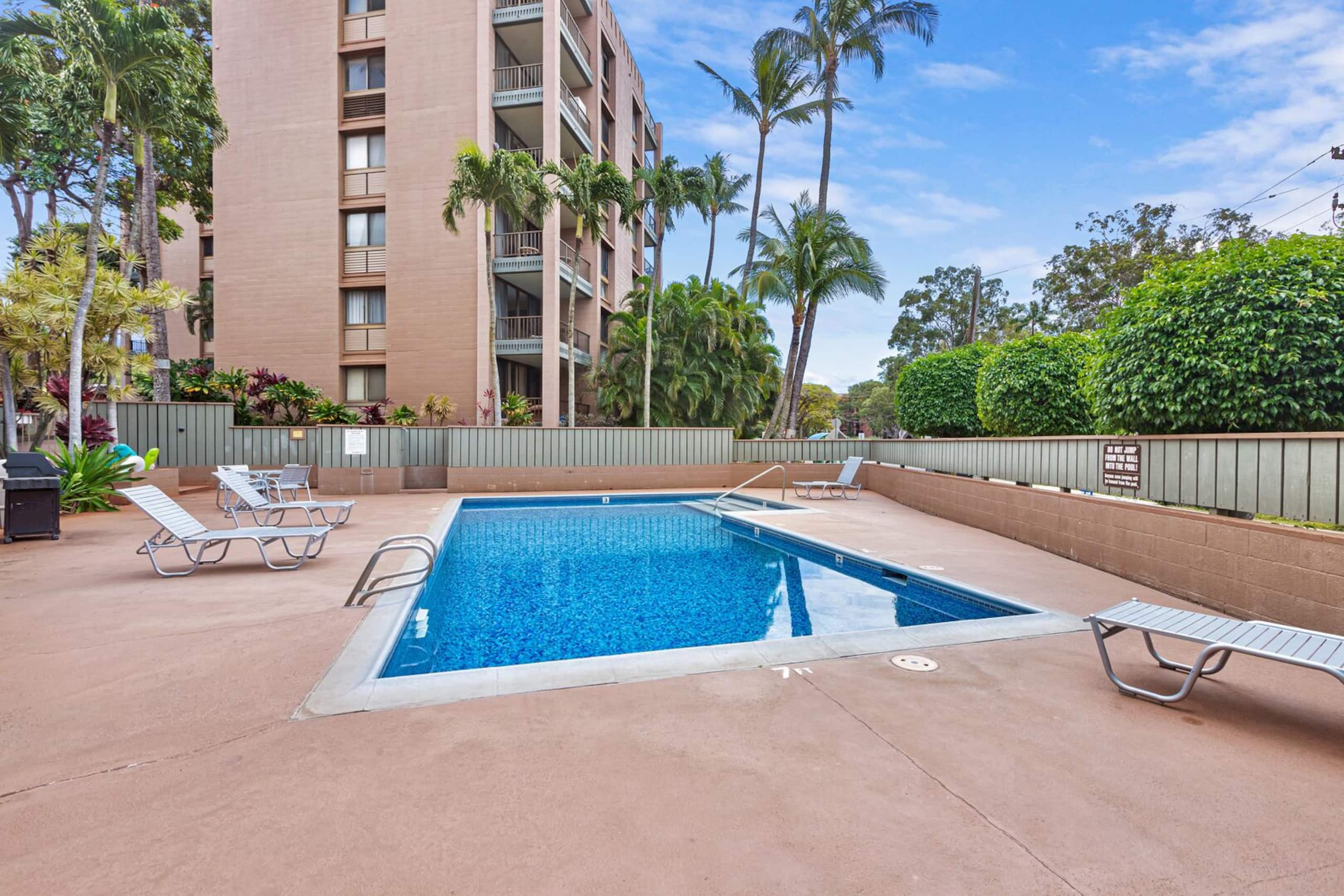 Condo in Lahaina · ★4.58 · 2 bedrooms · 3 beds · 2 baths - Image 33