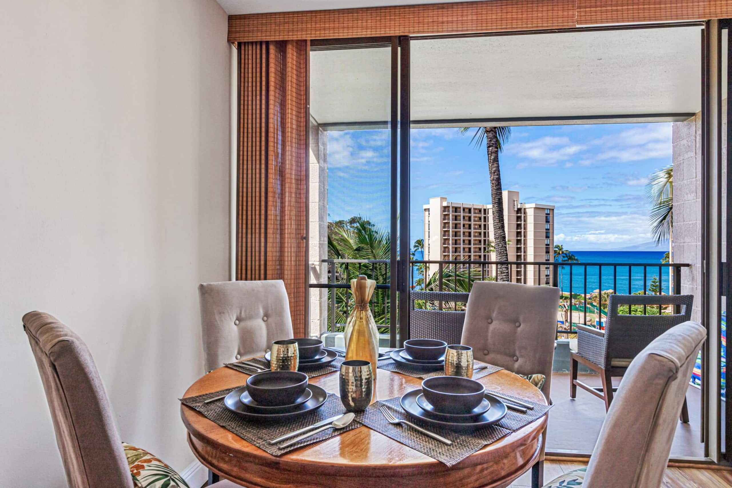 Condo in Lahaina · ★4.58 · 2 bedrooms · 3 beds · 2 baths - Image 10