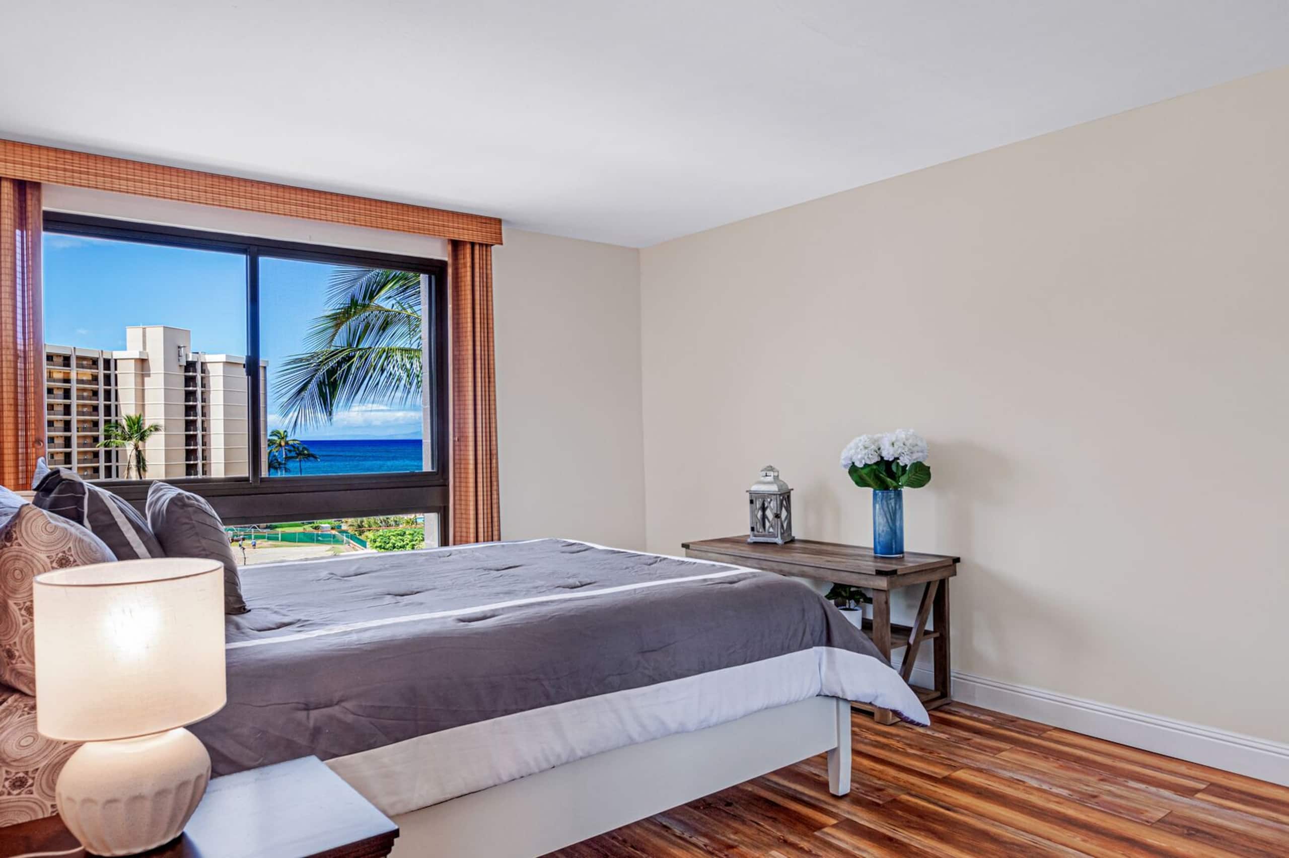 Condo in Lahaina · ★4.58 · 2 bedrooms · 3 beds · 2 baths - Image 6