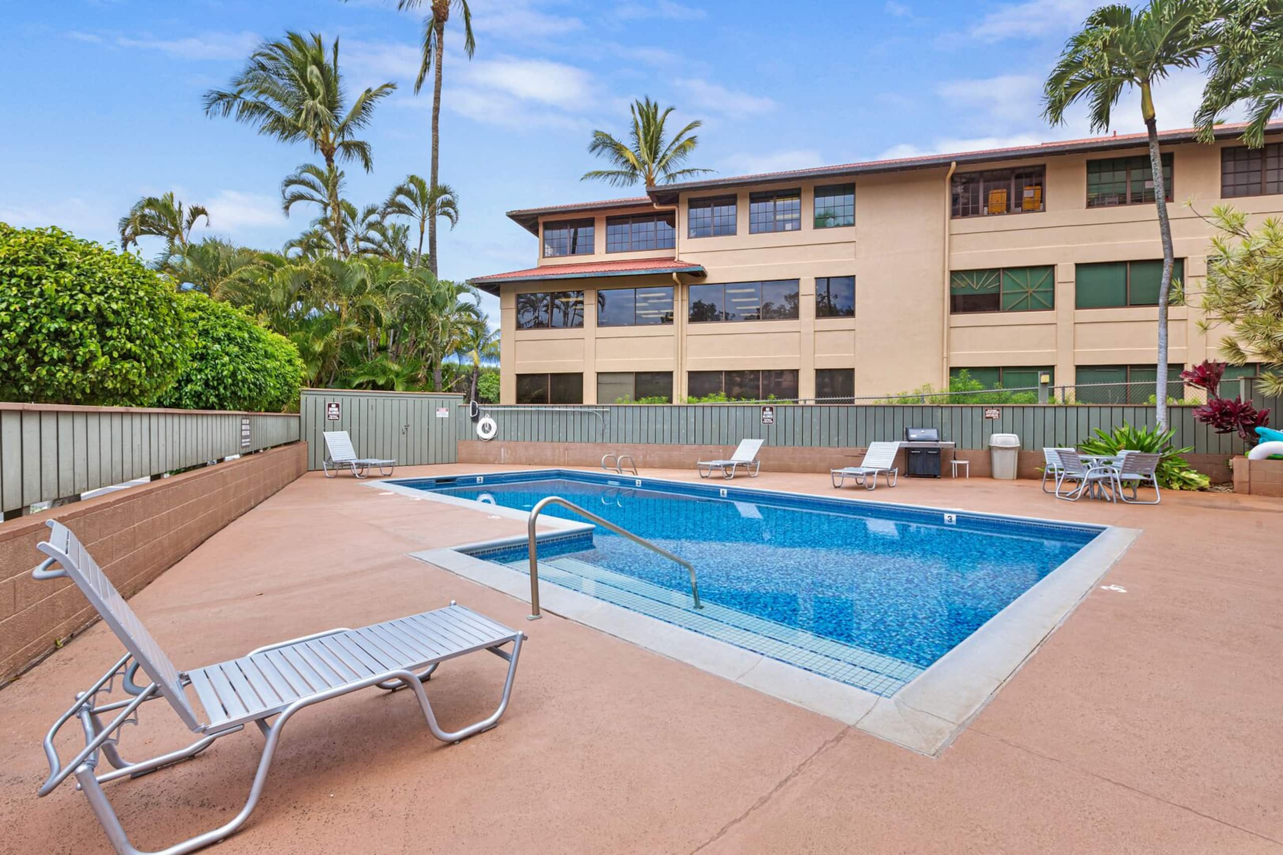Condo in Lahaina · ★4.58 · 2 bedrooms · 3 beds · 2 baths - Image 32