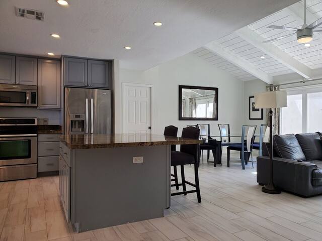 Lorie Torch managed Airbnb listing 3
