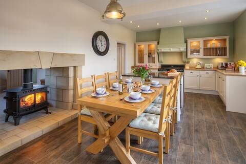 Three Bed Old Police House Cottage