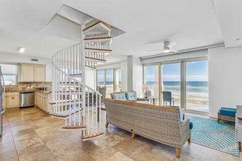 4B Gulf Front Cabana 302B w/Daily Beach Chairs!