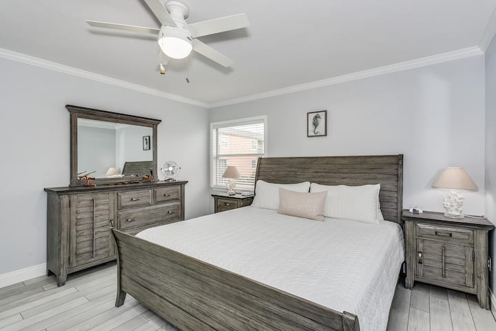 Dormitorio principal con cama king