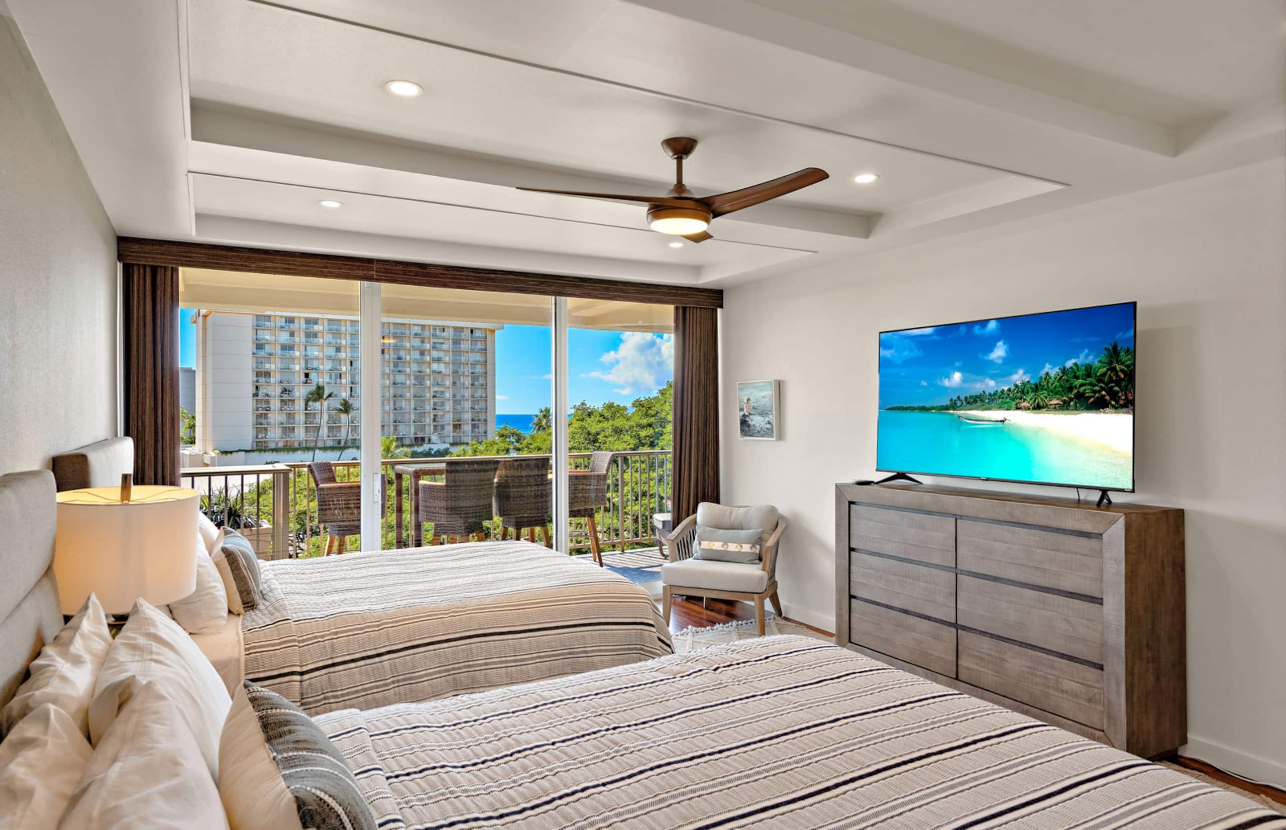 Condo in Lahaina · ★5.0 · 2 bedrooms · 3 beds · 2 baths - Image 26