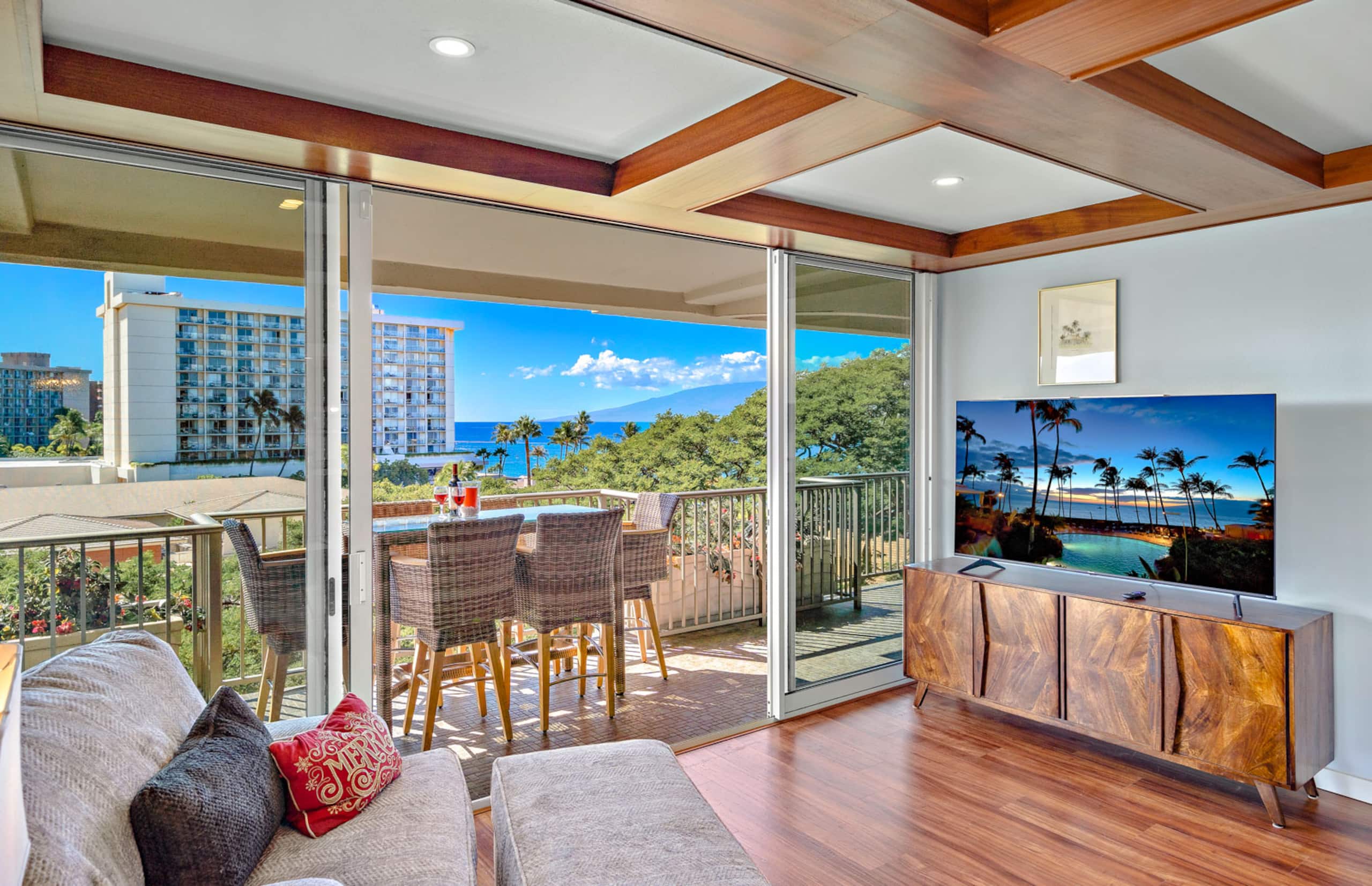 Condo in Lahaina · ★5.0 · 2 bedrooms · 3 beds · 2 baths - Image 12