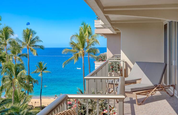 Maui Resort Rentals: Whaler 673 gallery image 2