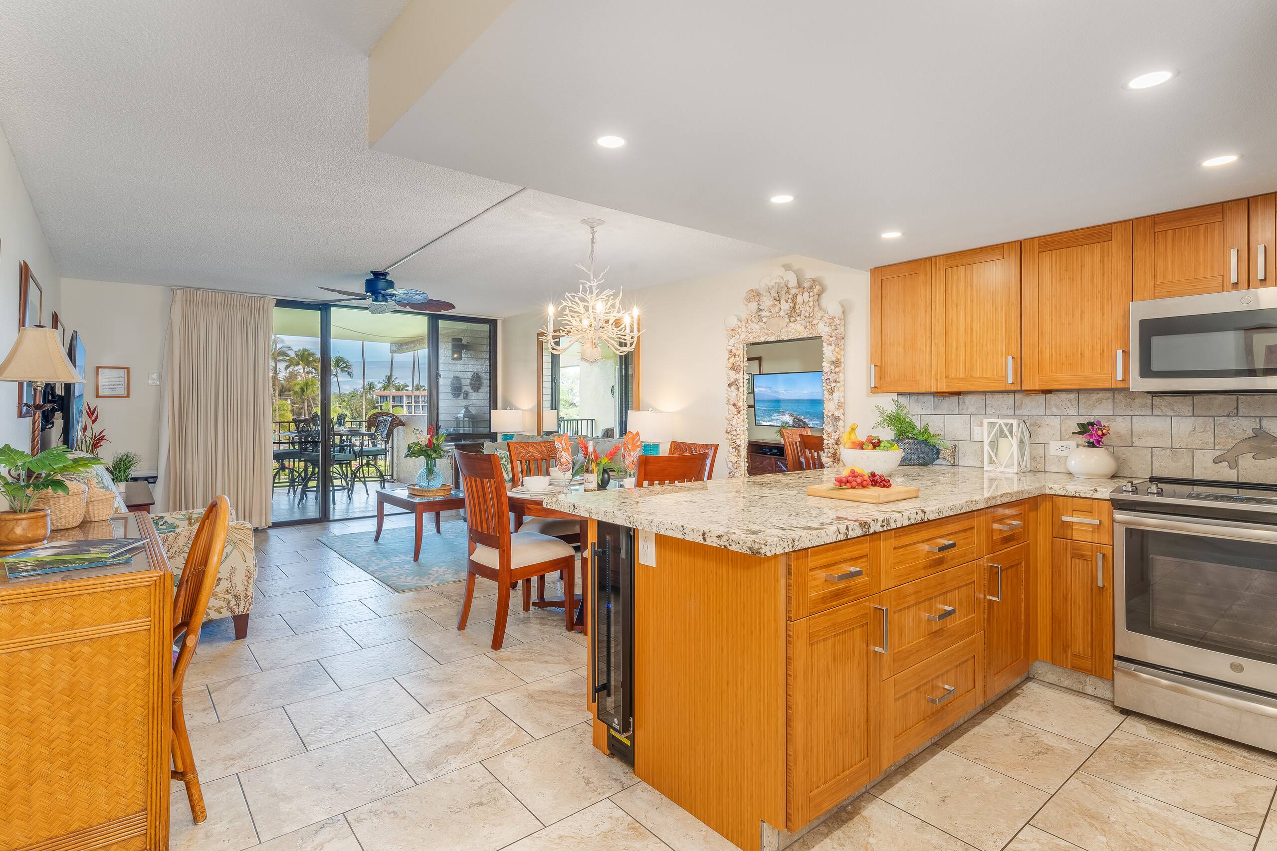Condo in Kihei · ★4.8 · 1 bedroom · 2 beds · 2 baths - Image 8