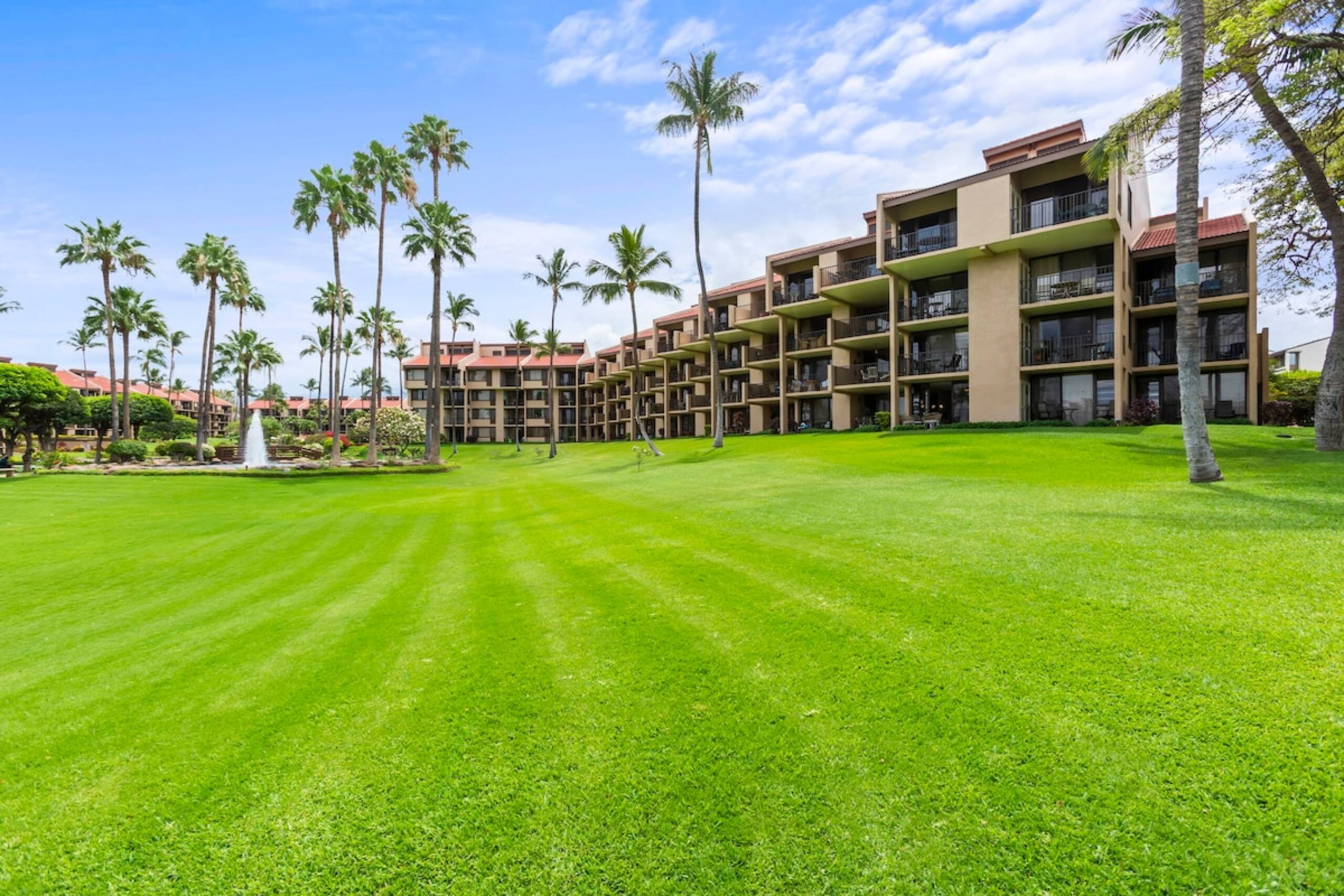 Condo in Kihei · ★4.8 · 1 bedroom · 2 beds · 2 baths - Image 29
