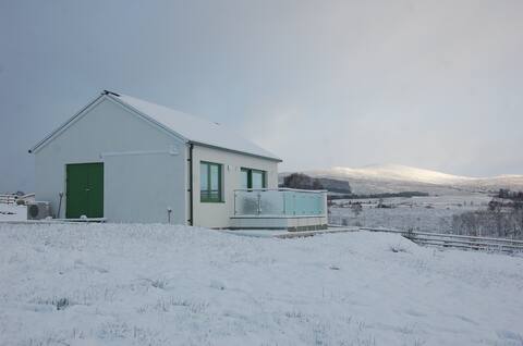 Glas Beag - Contemporary Holiday Home