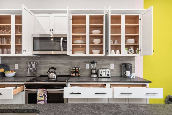 The Venue *Entire 4 Unit Building* gallery image 5