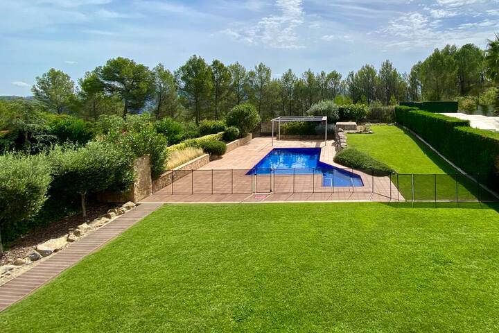 GironaVilla, Private Pool, Garage and Office gallery image 4