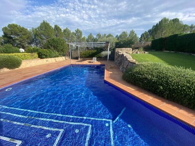 GironaVilla, Private Pool, Garage and Office gallery image 2
