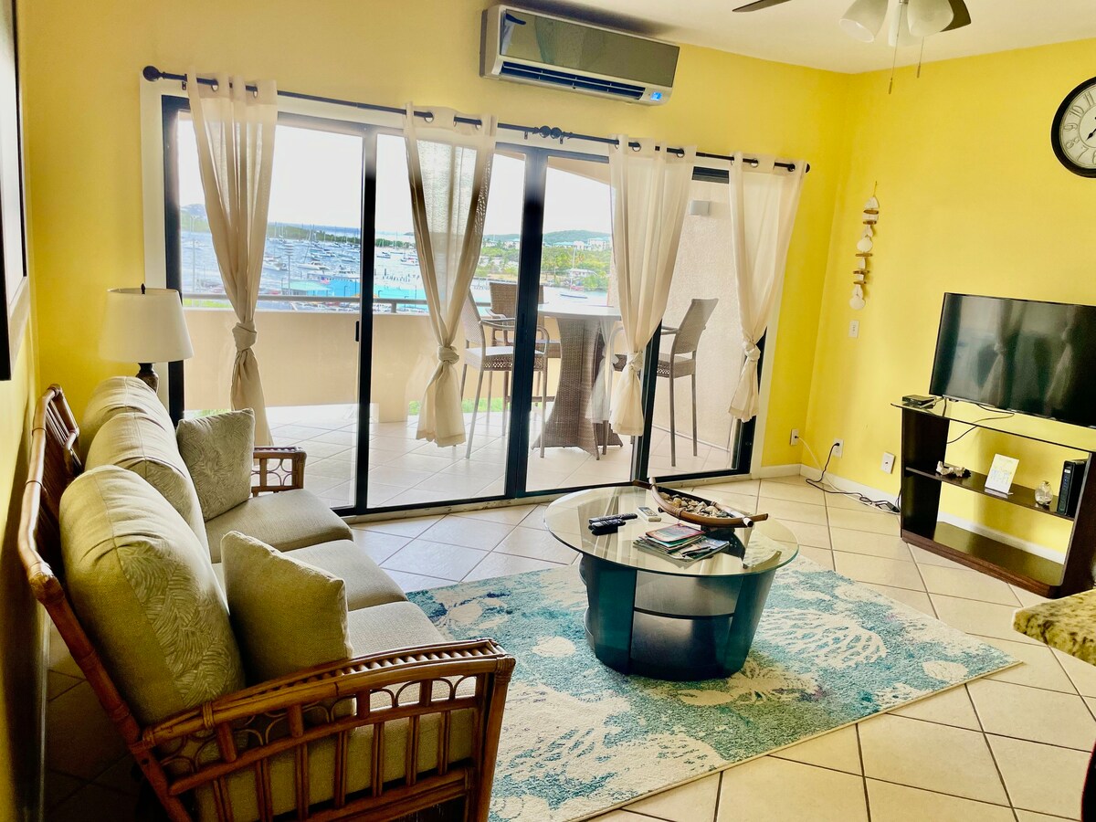 Relaxing 1Bed 1Bath Villa In Downtown Red Hook! Condominiums for Rent