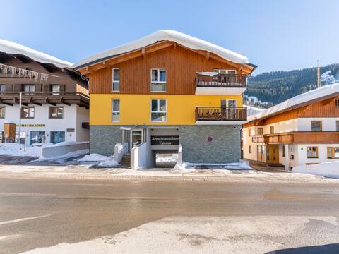 Spacious and very nice flat, very centrally loca