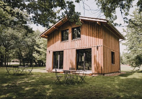 Cozy wooden chalet & close to the ocean - 2 to 4 pers.