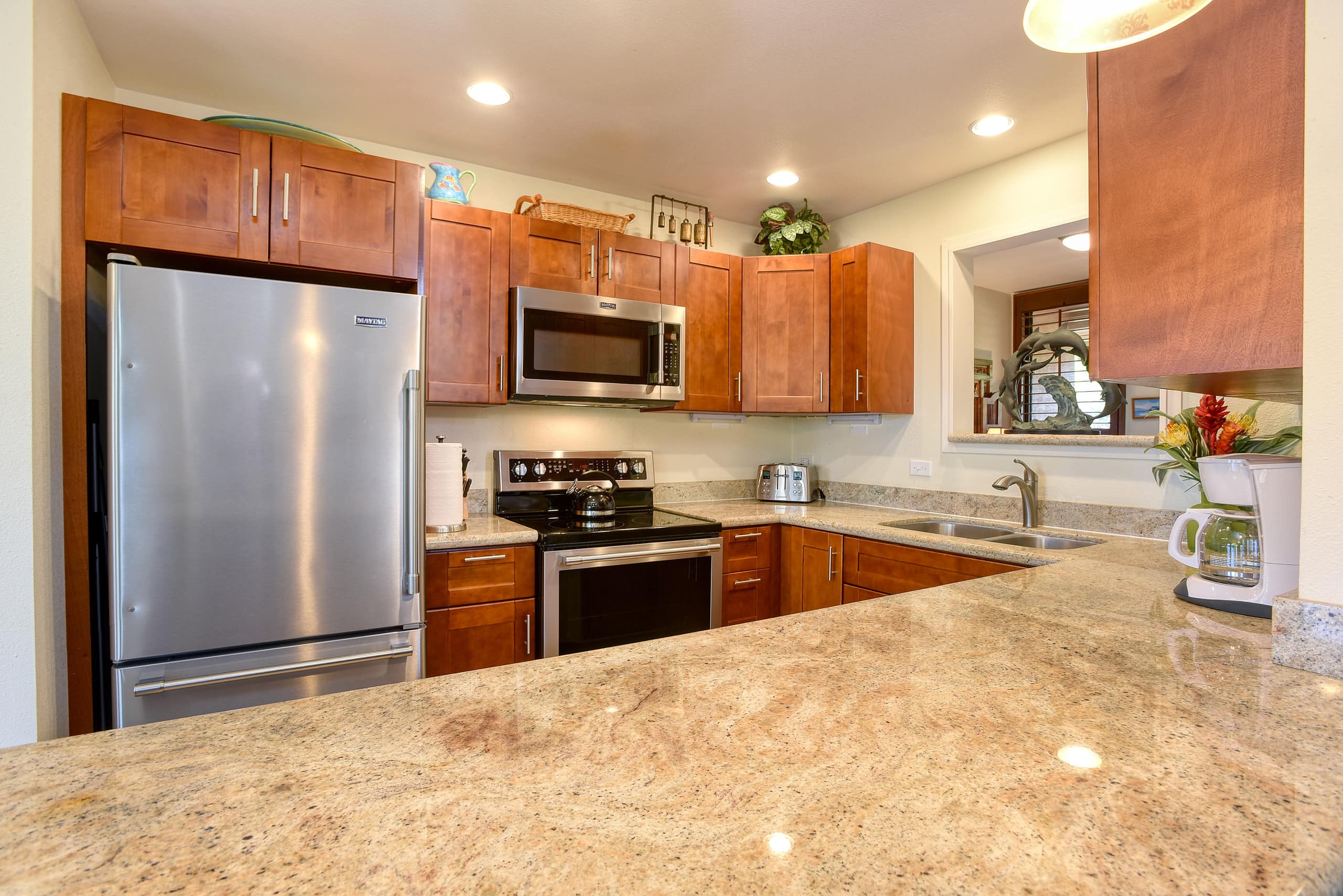 Condo in Kihei · ★4.96 · 2 bedrooms · 3 beds · 2 baths - Image 12