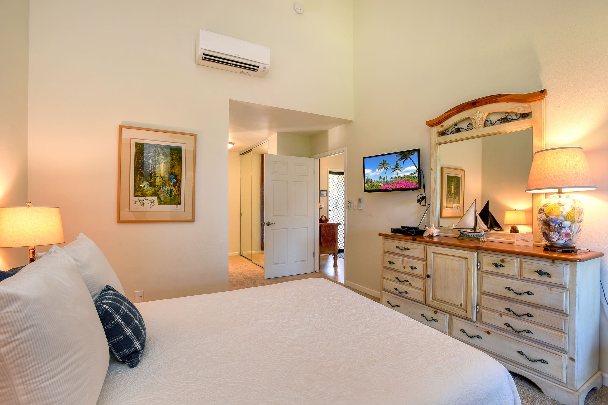 Condo in Kihei · ★4.96 · 2 bedrooms · 3 beds · 2 baths - Image 17