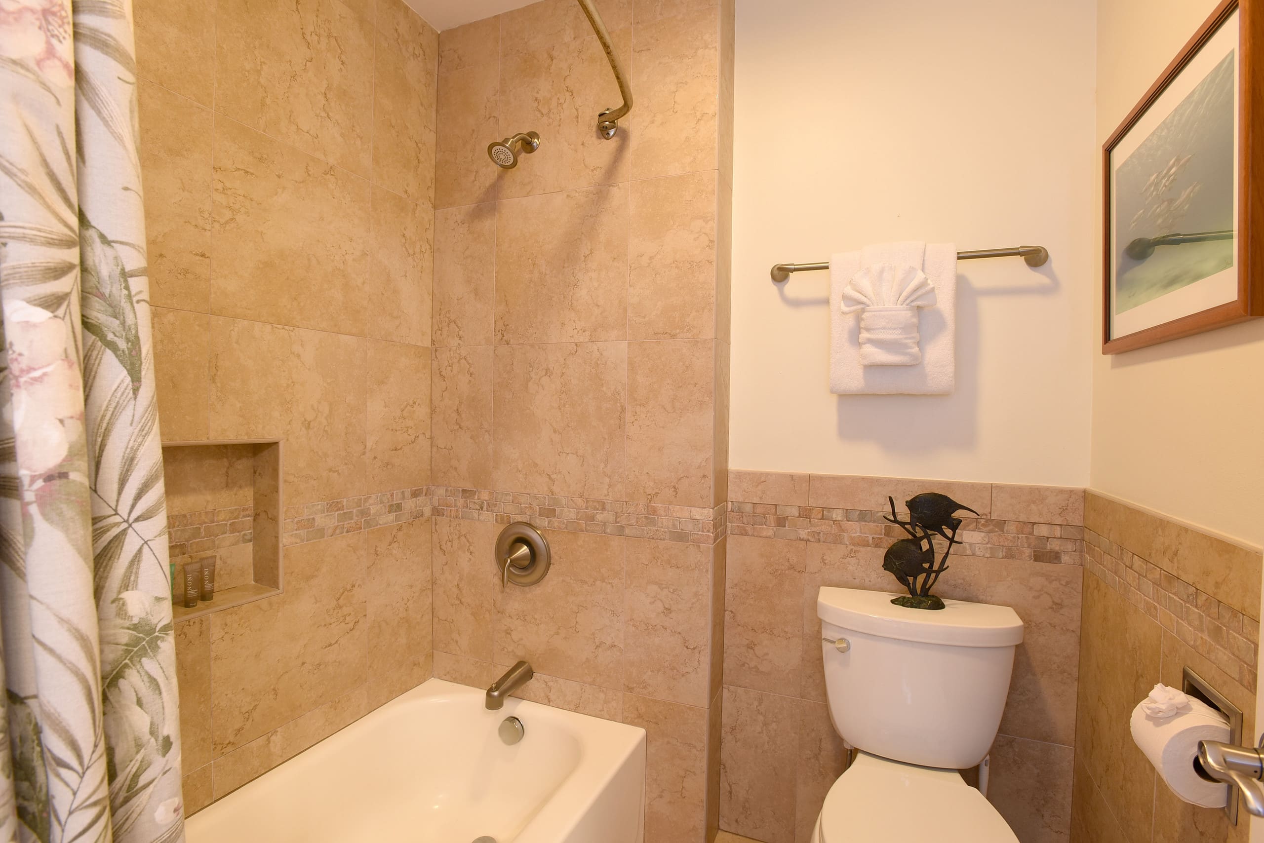 Condo in Kihei · ★4.96 · 2 bedrooms · 3 beds · 2 baths - Image 23