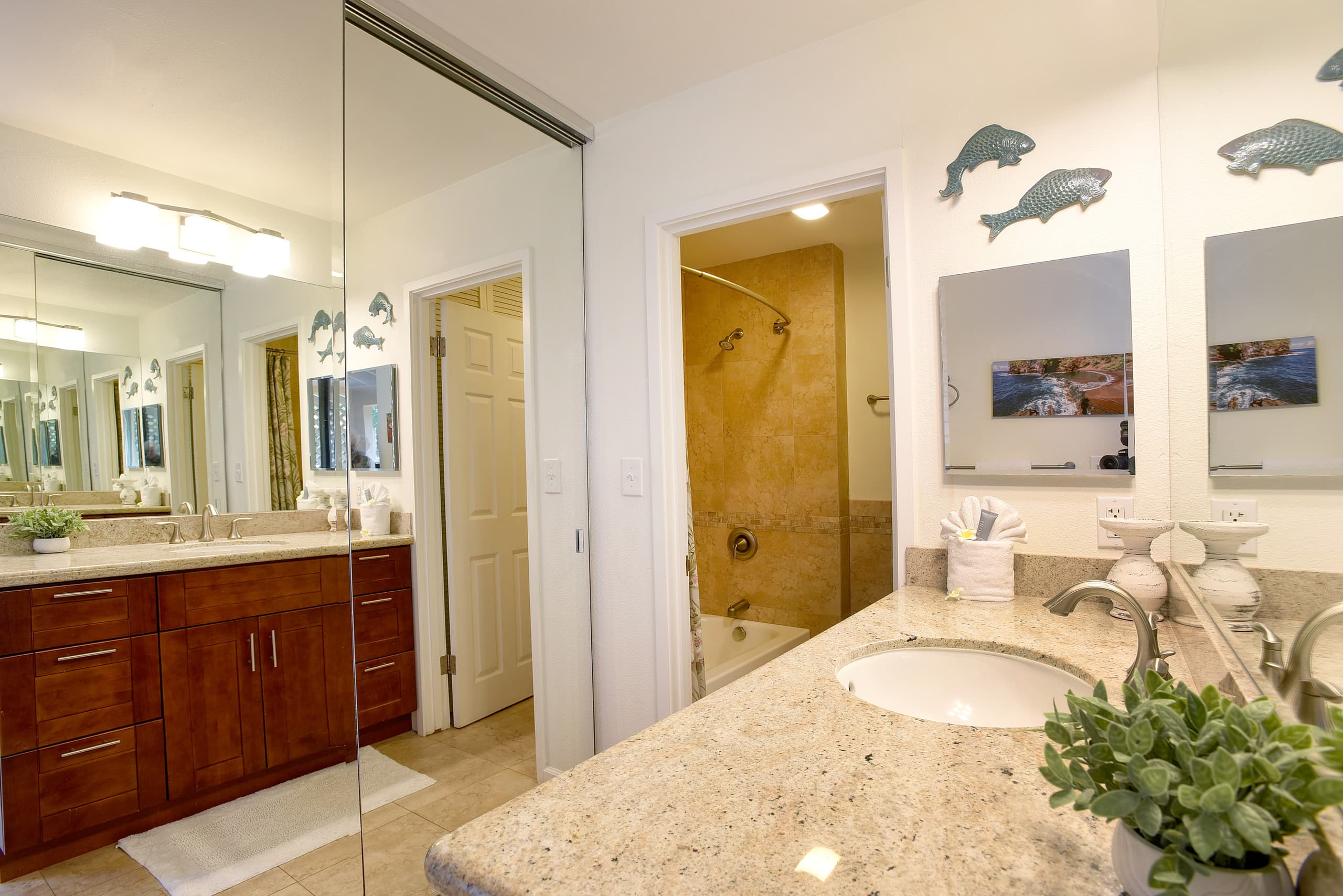 Condo in Kihei · ★4.96 · 2 bedrooms · 3 beds · 2 baths - Image 22