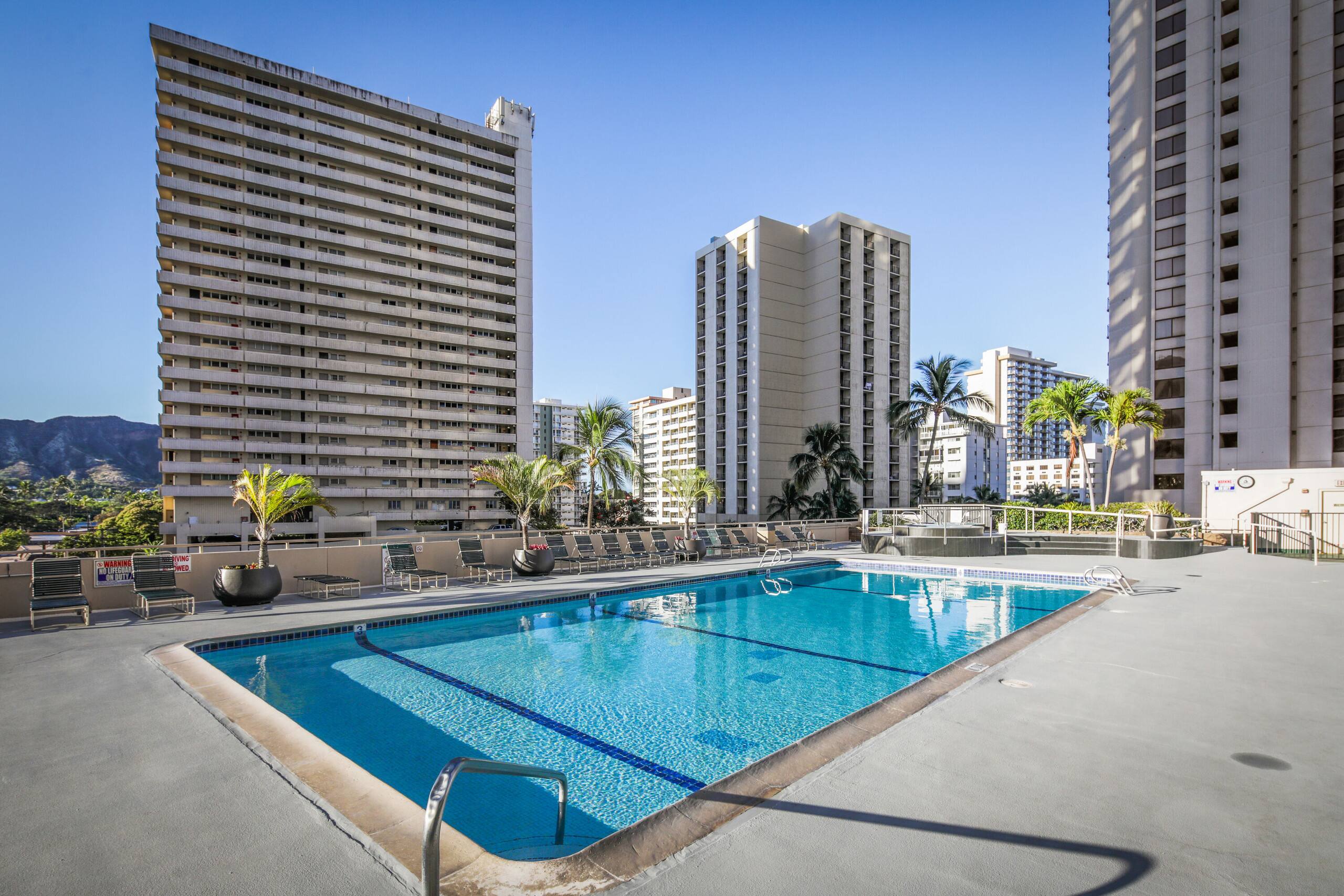 Condo in Honolulu · ★4.0 · 1 bedroom · 3 beds · 1 bath - Image 28