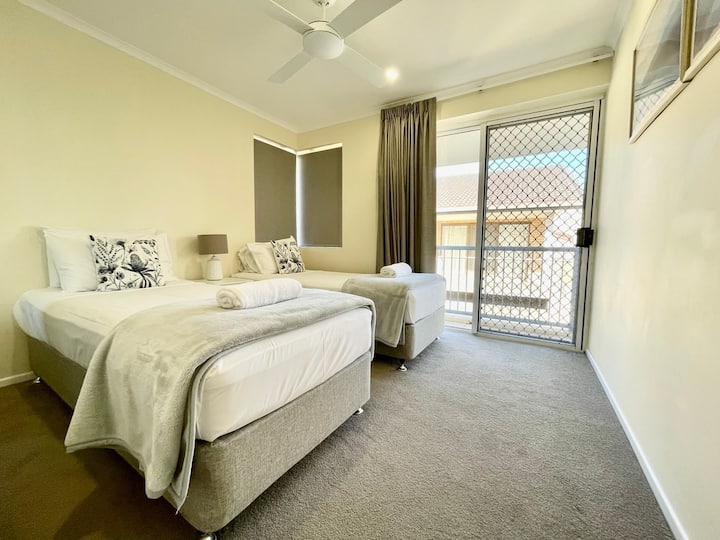 غرفة النوم 2