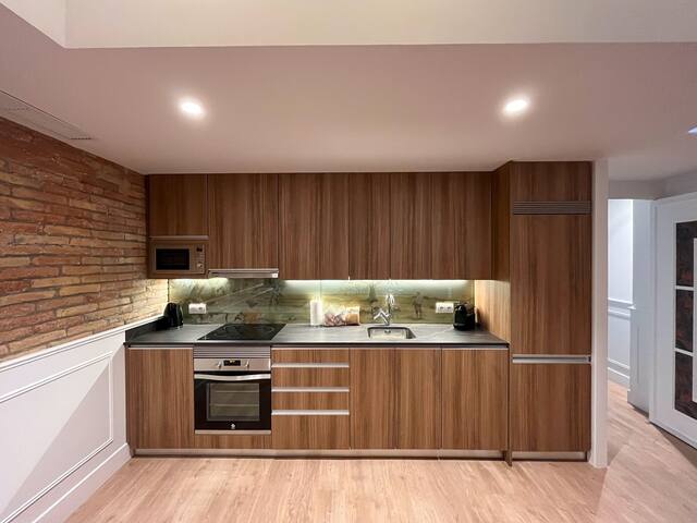 Passeig de Gracia by Enjoybcn gallery image 3