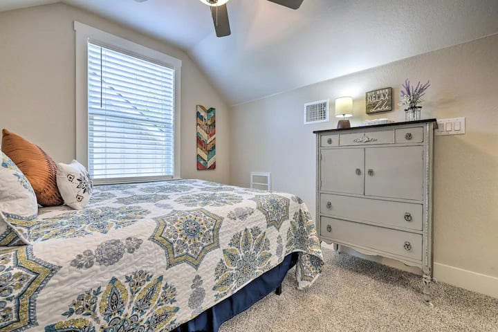 Spavaća soba 3 (loft) | Bračni krevet (širine 150-179 cm) | Potrebne su stepenice