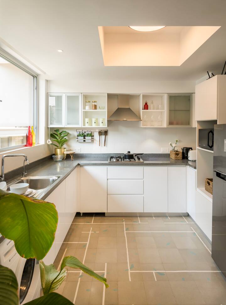 Fully equipped kitchen