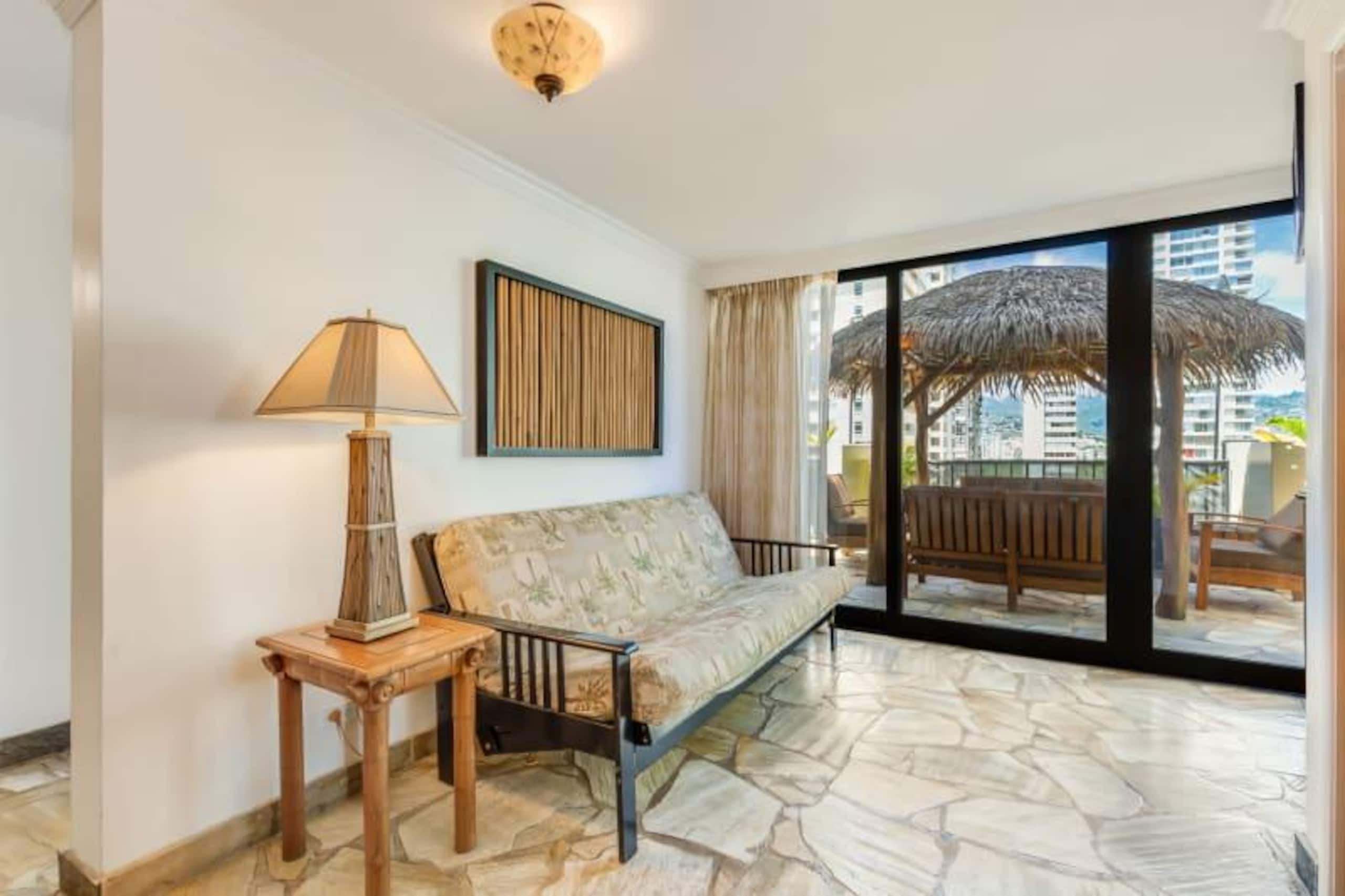 Condo in Honolulu · ★4.2 · 1 bedroom · 3 beds · 1 private bath - Image 15